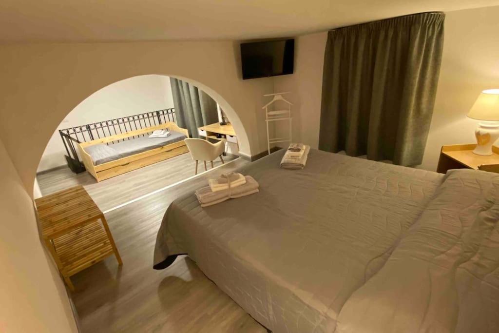 Sweet Home Apartment City Center Катания Экстерьер фото